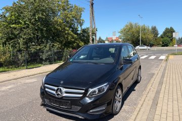 Mercedes Benz B180